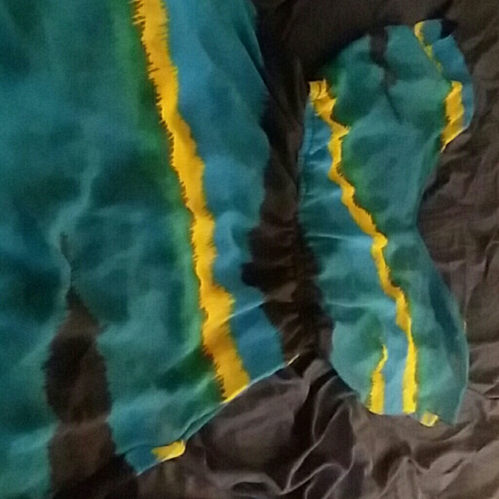 Tunic - Picture 2 of 2